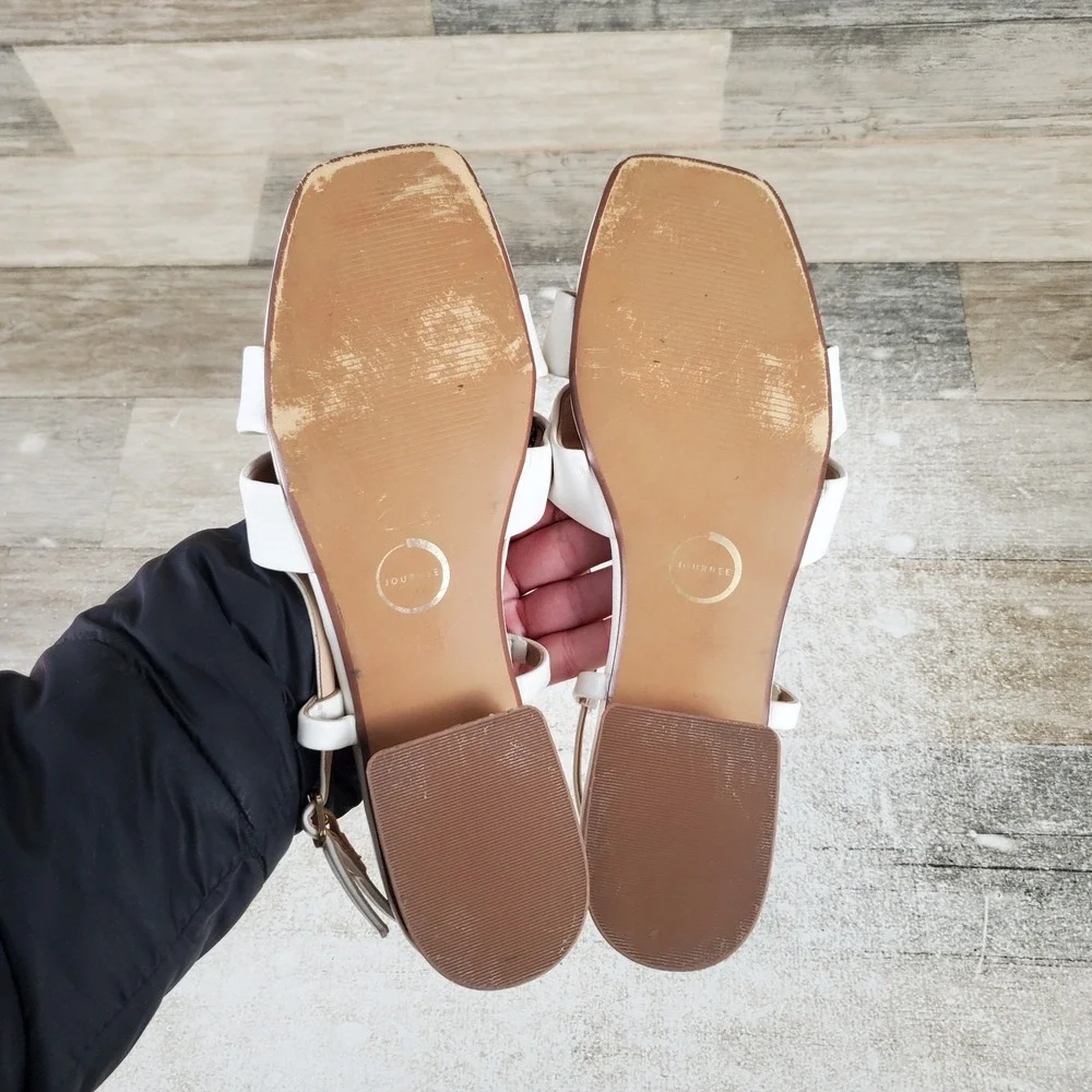 Journee Tabatha Womens Sandal Sz 8.5 M White Buckle Slingback Block Heel